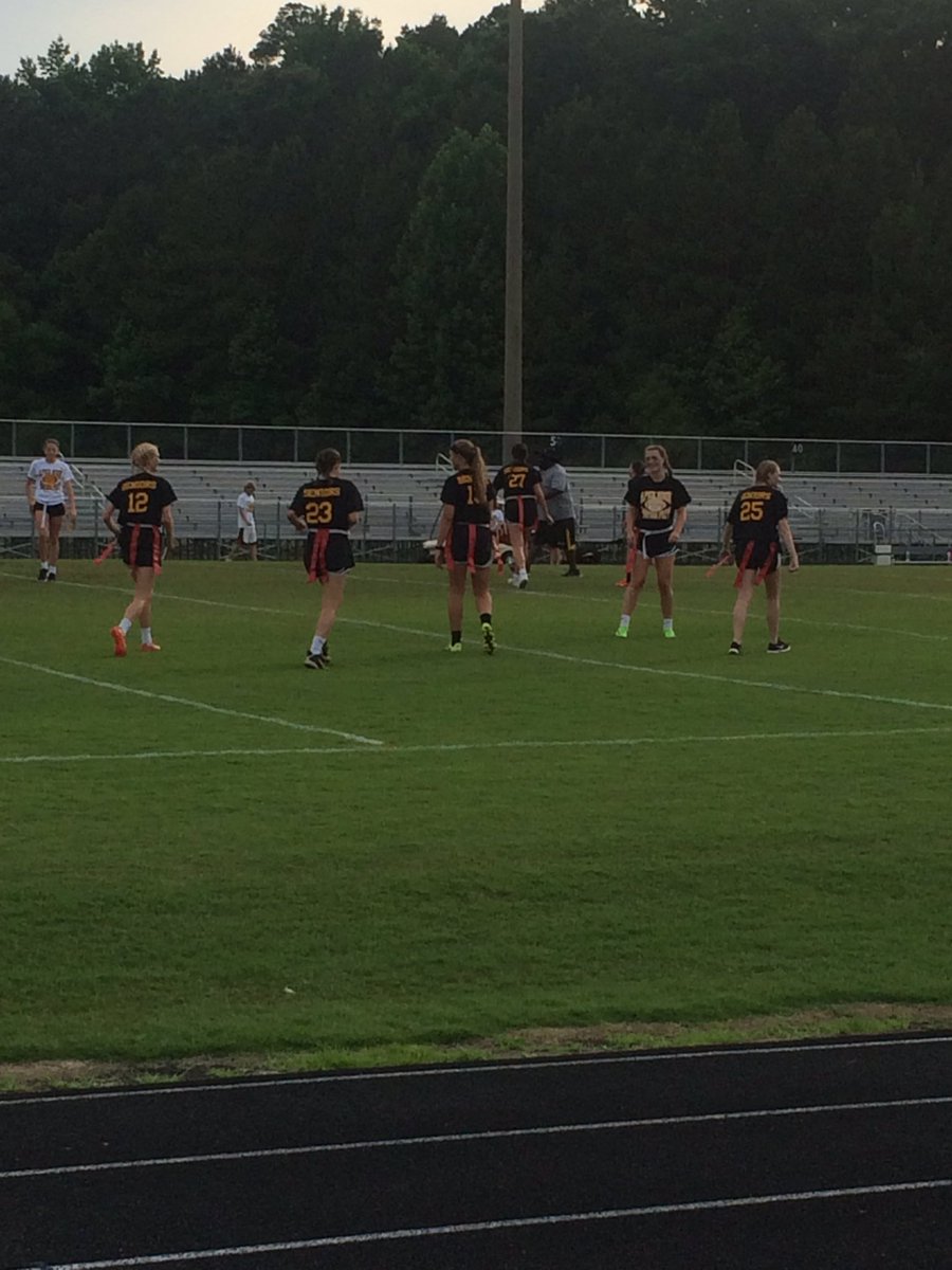 Gm 2 is going Fast &amp; Furious 😼<a href="/ApexHS2017/">ApexHS Class of 2017</a> is on top 18-0 w/ 20mins to play #powderpuff <a href="/apexcougarclub/">Apex Cougar Club</a>