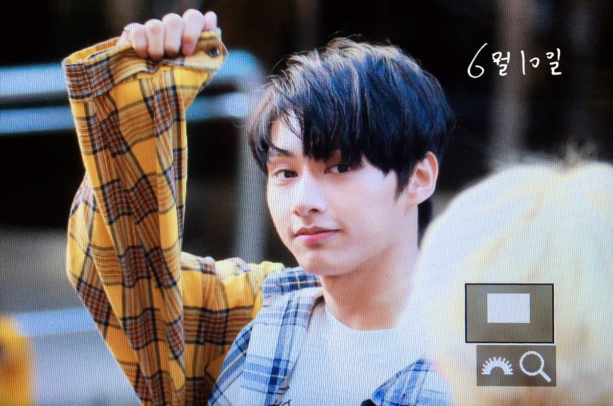 960610junhui's tweet photo. 170602 뮤뱅출근 #세븐틴 #준 #준휘 #SEVENTEEN #JUN #文俊辉 ㅠㅠㅠㅠㅠㅠㅠㅠㅠㅠㅠㅠㅠㅠㅠㅠㅠㅠㅠㅠㅠㅠㅠㅠㅠㅠㅠㅠㅠㅠㅠㅠㅠㅠㅠㅠ https://t.co/TWSSGynjou