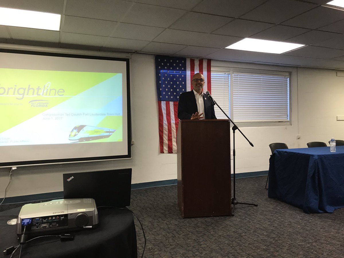 MPOGreg's tweet photo. Town hall with @RepTedDeutch and @GoBrightline @SpeakUp_Broward @FTLCityNews https://t.co/tjCawVRTku