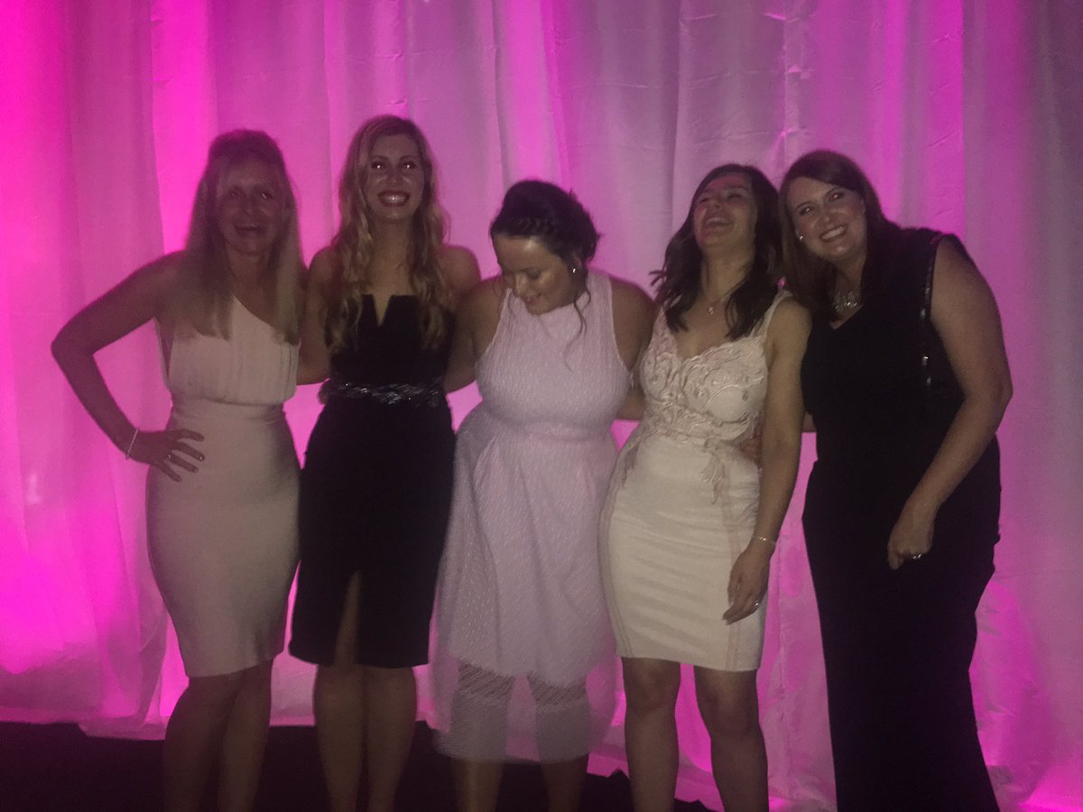 Hayley_C_smith's tweet photo. I love these girls #storklove #cherries2017 https://t.co/NEcBBOF8v0