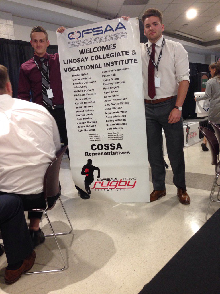 LCVIrugby's tweet photo. Banner presentation. #scrambledeggs #process #lcspartanpride https://t.co/DXu5CYTZ0i
