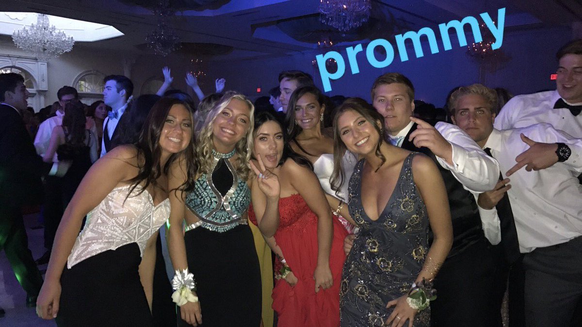 tylerosemary4's tweet photo. #OTHSPROM2017 https://t.co/bkOoiN6dW5
