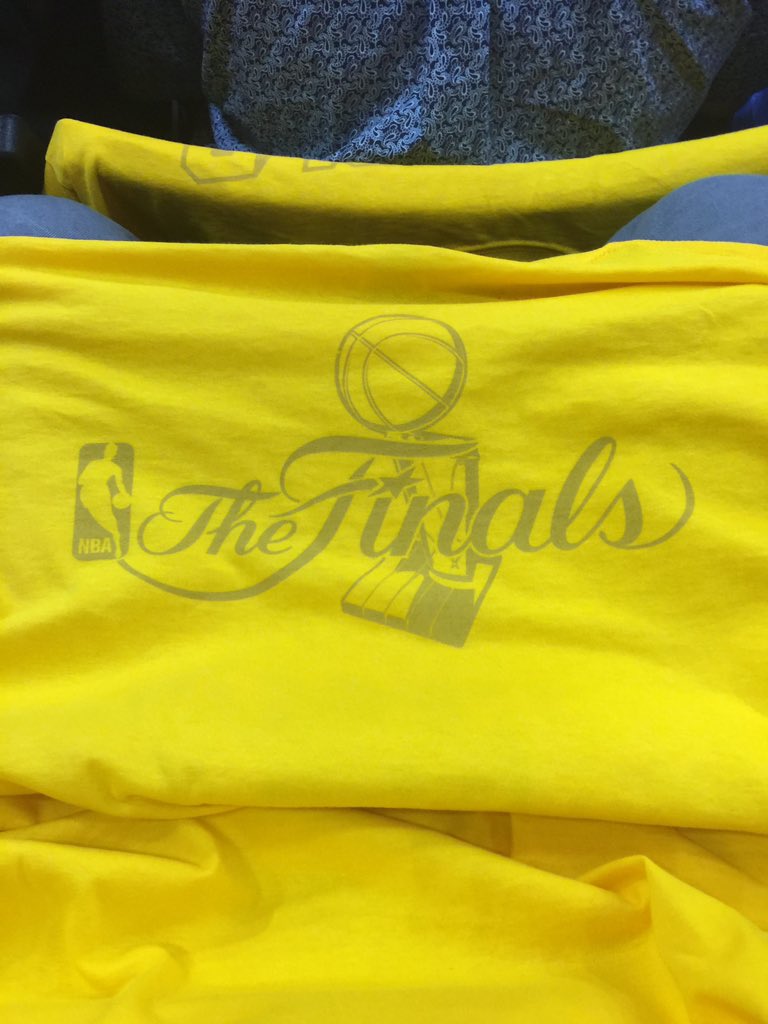 Spence_DFS's tweet image. I'll give this shirt away to someone who RT's this tweet. Honestly is a very very dope shirt. Must be following to win