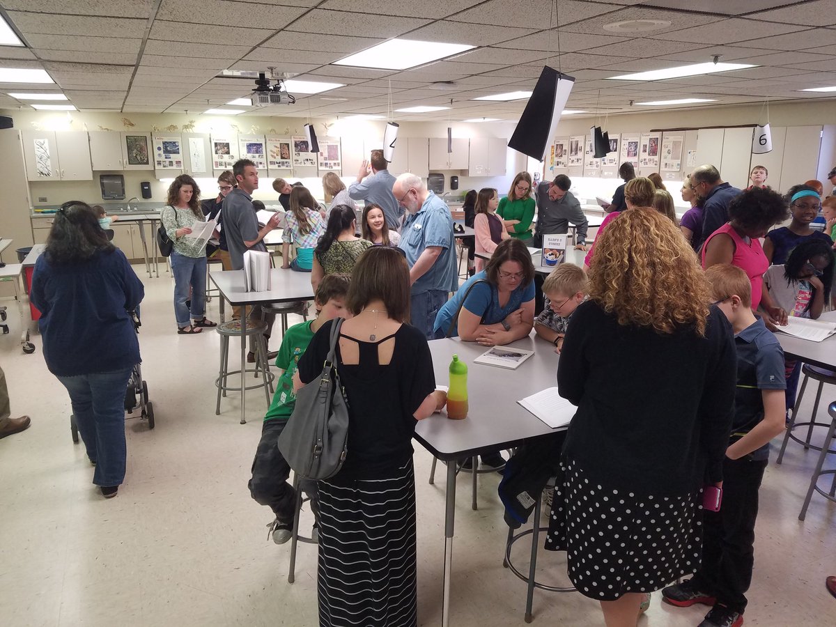 Author's Night 2017 celebration. Ss showcase their published anthology of 6th grade writing. <a href="/FriedellMiddle/">Friedell Falcons</a>