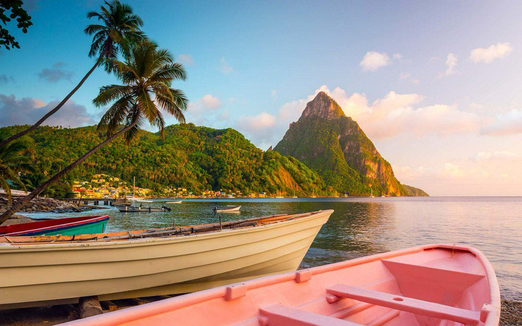 15 Caribbean destinations made for a romantic getaway tandl.me/2qGFdDO