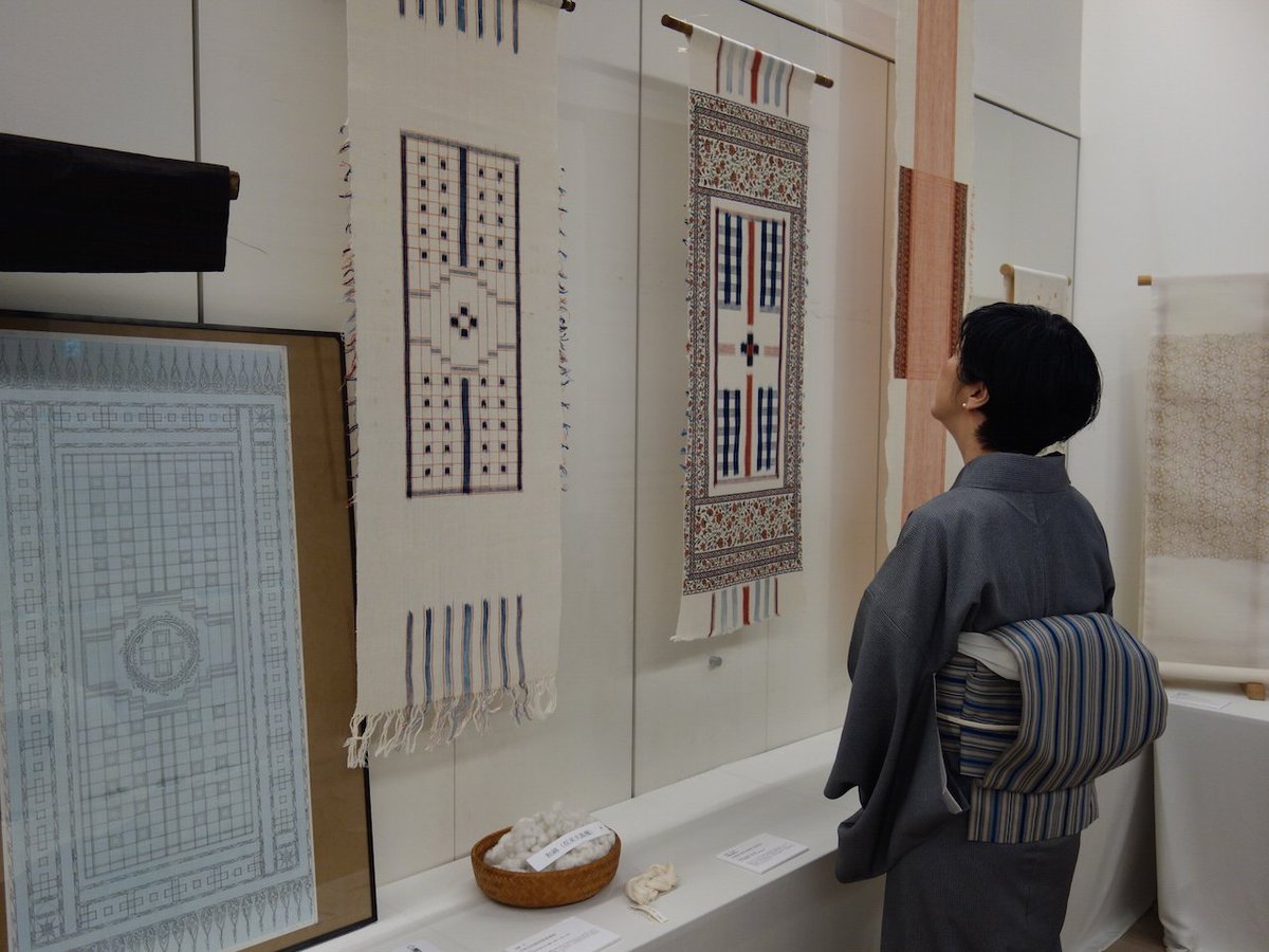 Tokyo_Art_Days's tweet photo. 【EDO-KOMON】meticulously detailed stencil dyeing on silk from #tokyo. Come discover the beauty. https://t.co/TpsoBrBIqi #art #culture https://t.co/m1YOk3Bep0