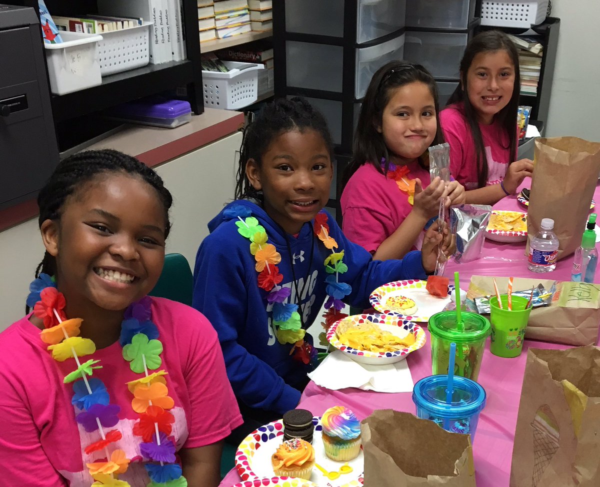 MsPricesClass's tweet photo. Ready for Summer Break #lastdayof4thgrade #youwillbemissed https://t.co/AflcTC7MVZ
