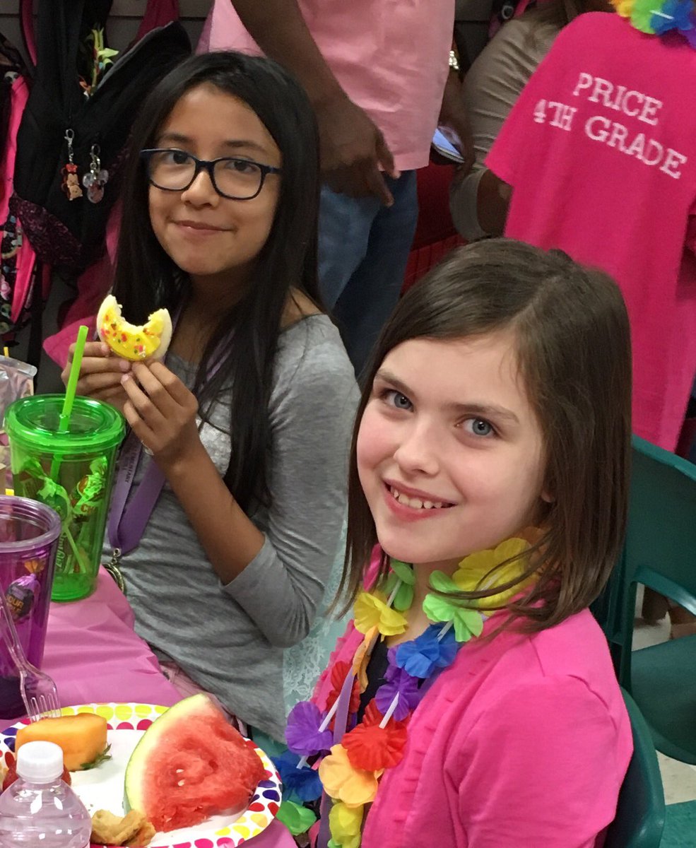 MsPricesClass's tweet photo. Ready for Summer Break #lastdayof4thgrade #youwillbemissed https://t.co/AflcTC7MVZ