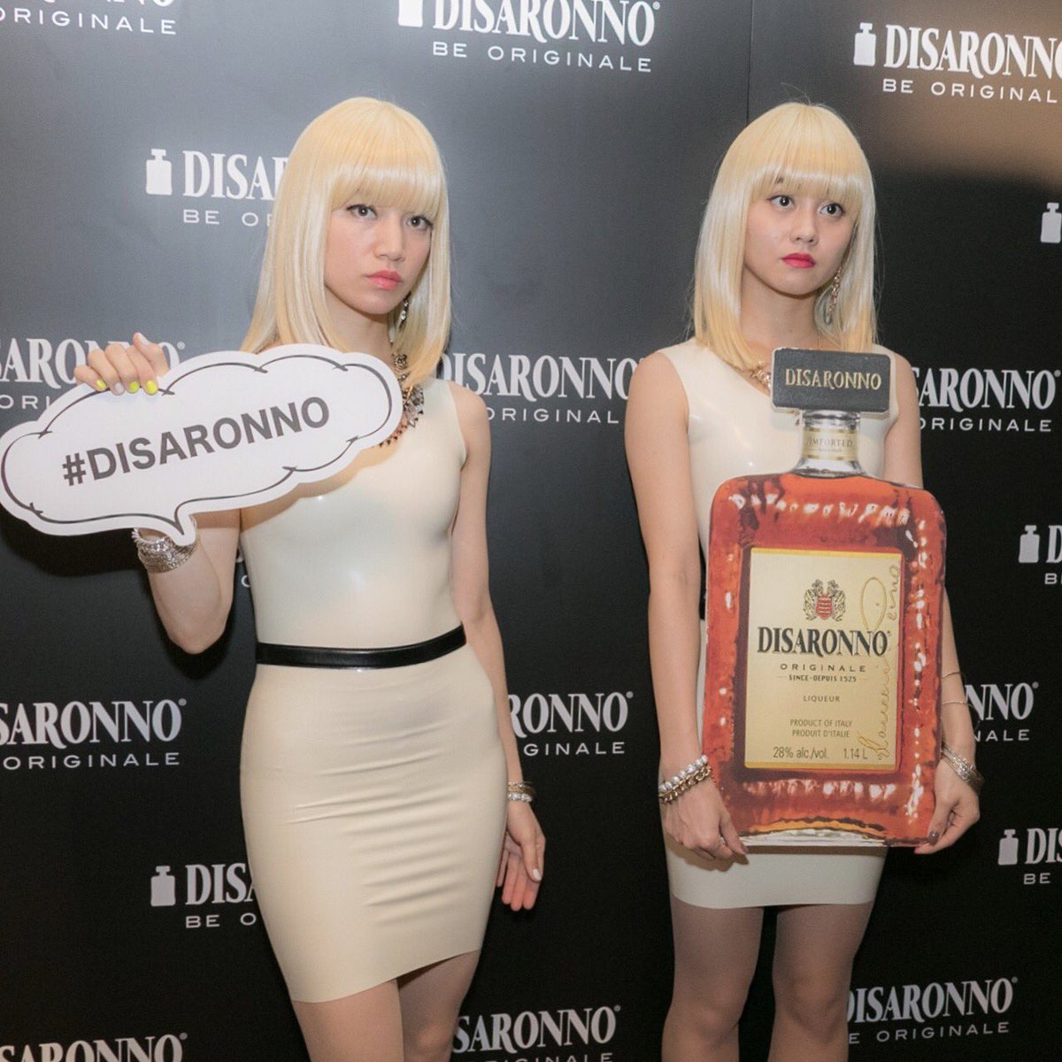 FEMM____'s tweet photo. FEMM enjoyed performing at #disaronnoterrace last nite🌙🍸H-B
#disaronno #disaronnoterrace #disaronnosour #femm https://t.co/VD6O0bU3Vx