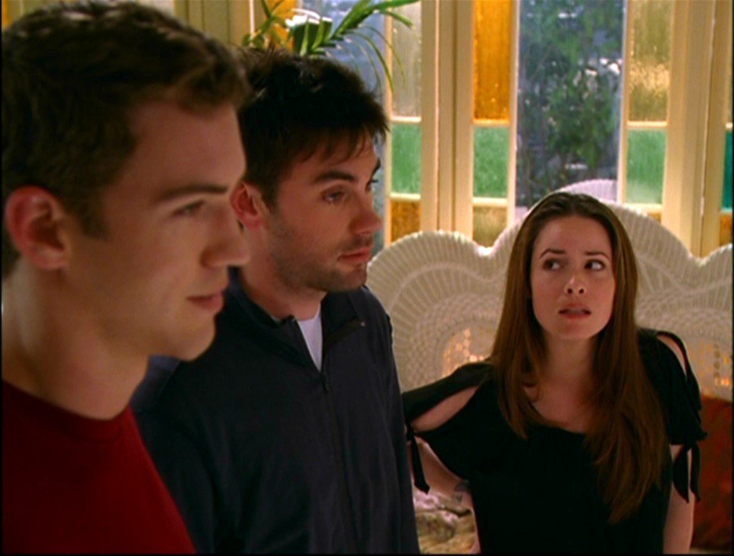 Зачарованные сын пайпер и лео. Сын зачарованных. Сын зачарованных. Зачарованные пайпер и лео. Зачарованные уайатт.