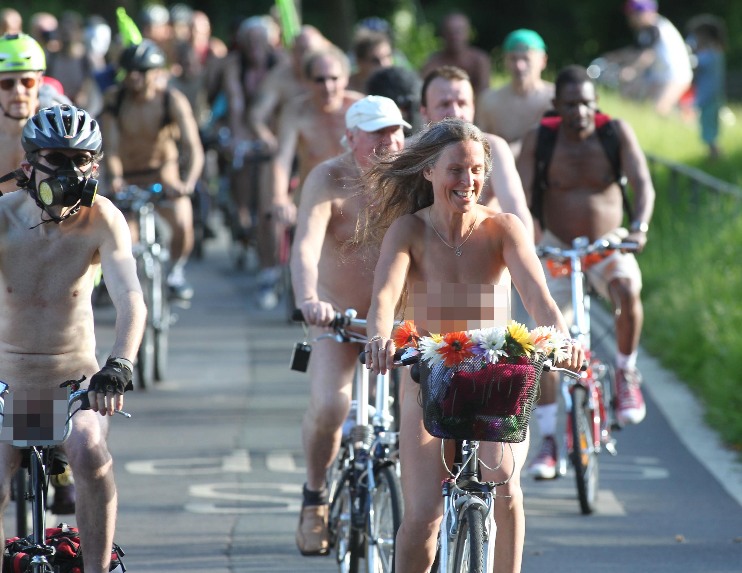 Naked Cyclist Southampton Adiphene Online Dating