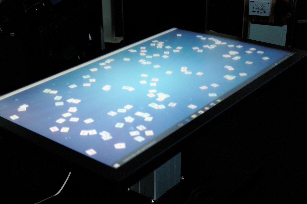 #edutechau Excited to show this fully height adjustable PCAP table for education next week at <a href="/EduTECH_AU/">EDUtech AU</a> , it gets as low as 65cm!!!!