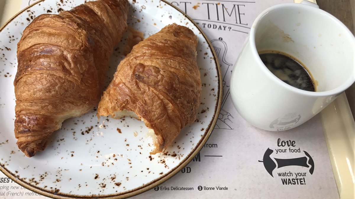 EdwinKlaasen's tweet photo. Een #gelukkigevrijdag opstarten @HotelCasaAdam voorbereidingen @AEG_nederland #bakinglab #edwinklaasen tot straks @TasteAmsterdam https://t.co/O9fR36RgIN