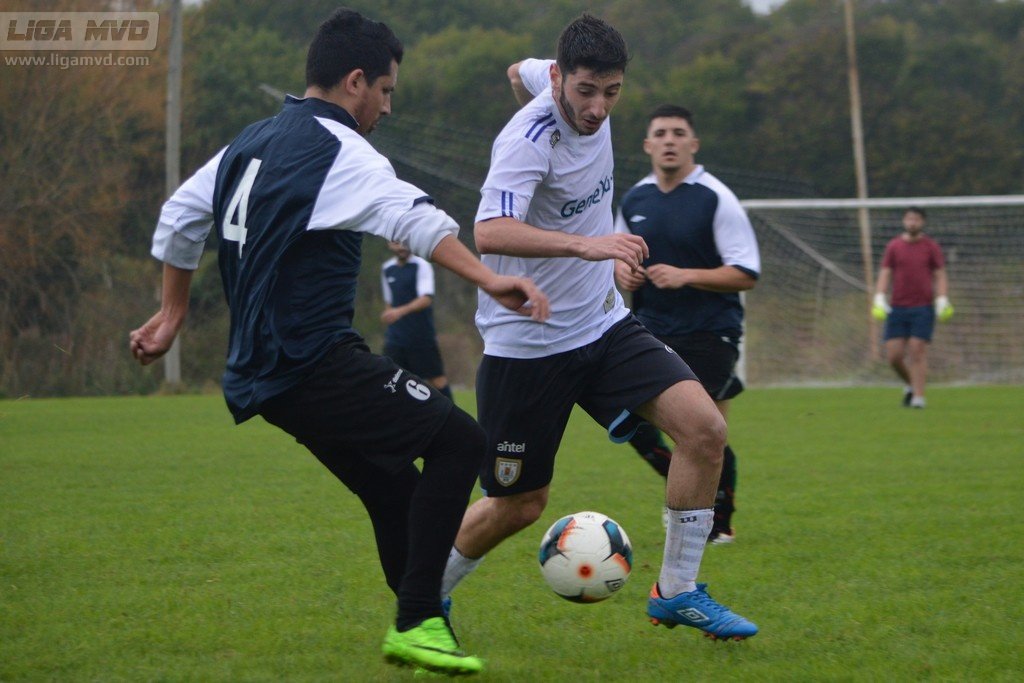 GenexusFC's tweet photo. @TraidoresFC @LIGA_MVD  https://t.co/V8k8ao9NjA