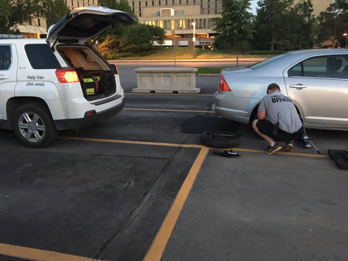 ISU_CycloneAide's tweet photo. @ISUPD I swear we didn't stage this for orientation... https://t.co/OImhmG1nwf