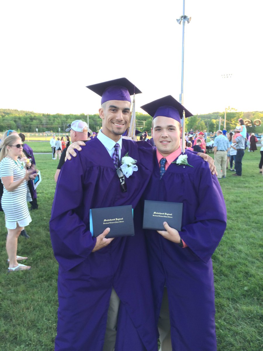 GravesIsaiah's tweet photo. We made it @ImARyno21 @joeymackowiak18 @NateMax98 @kirby_martinn https://t.co/kqpYI2KJH6