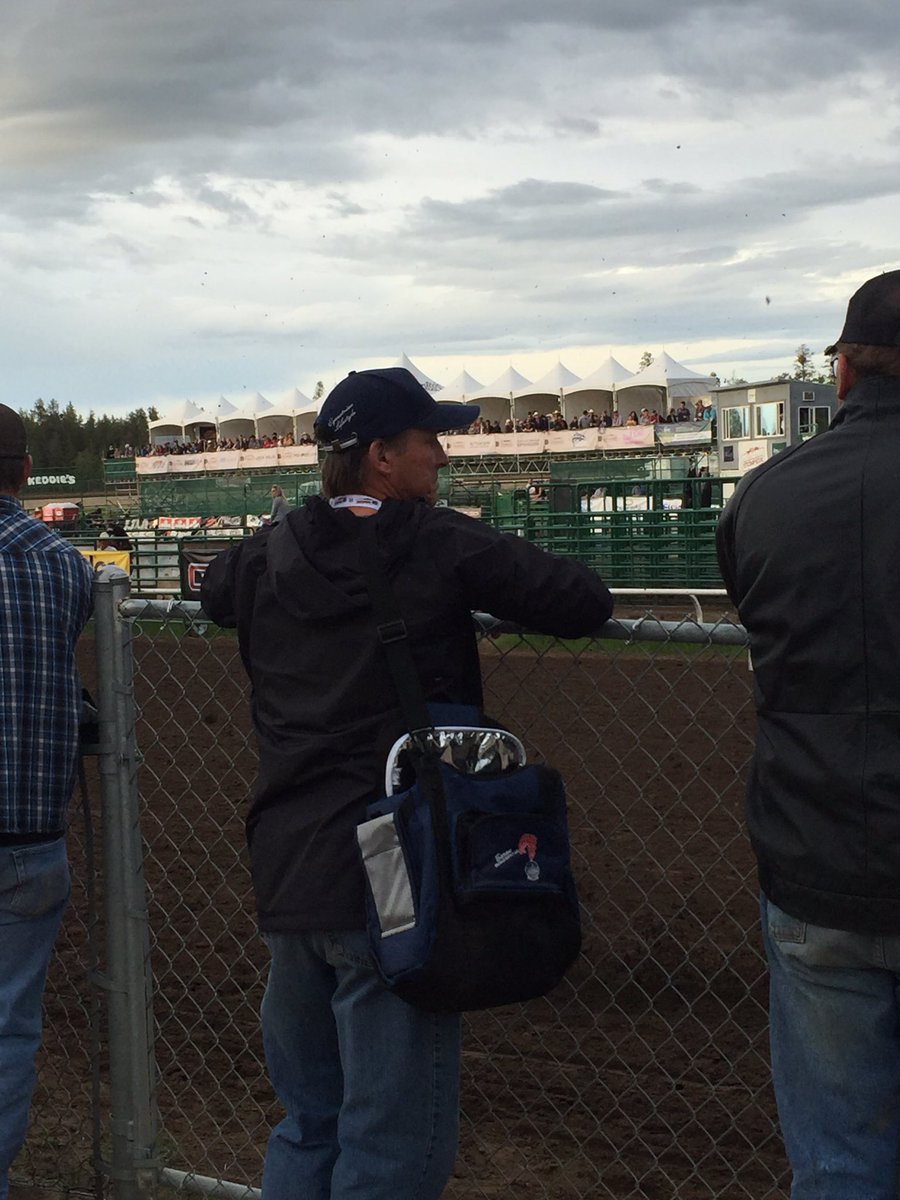 lynny_rae's tweet photo. Sure do miss seeing this incredible driver @SinclairCWRace #fanfavorite @WPCAChucks @GPstompede https://t.co/GobPQHIkTz