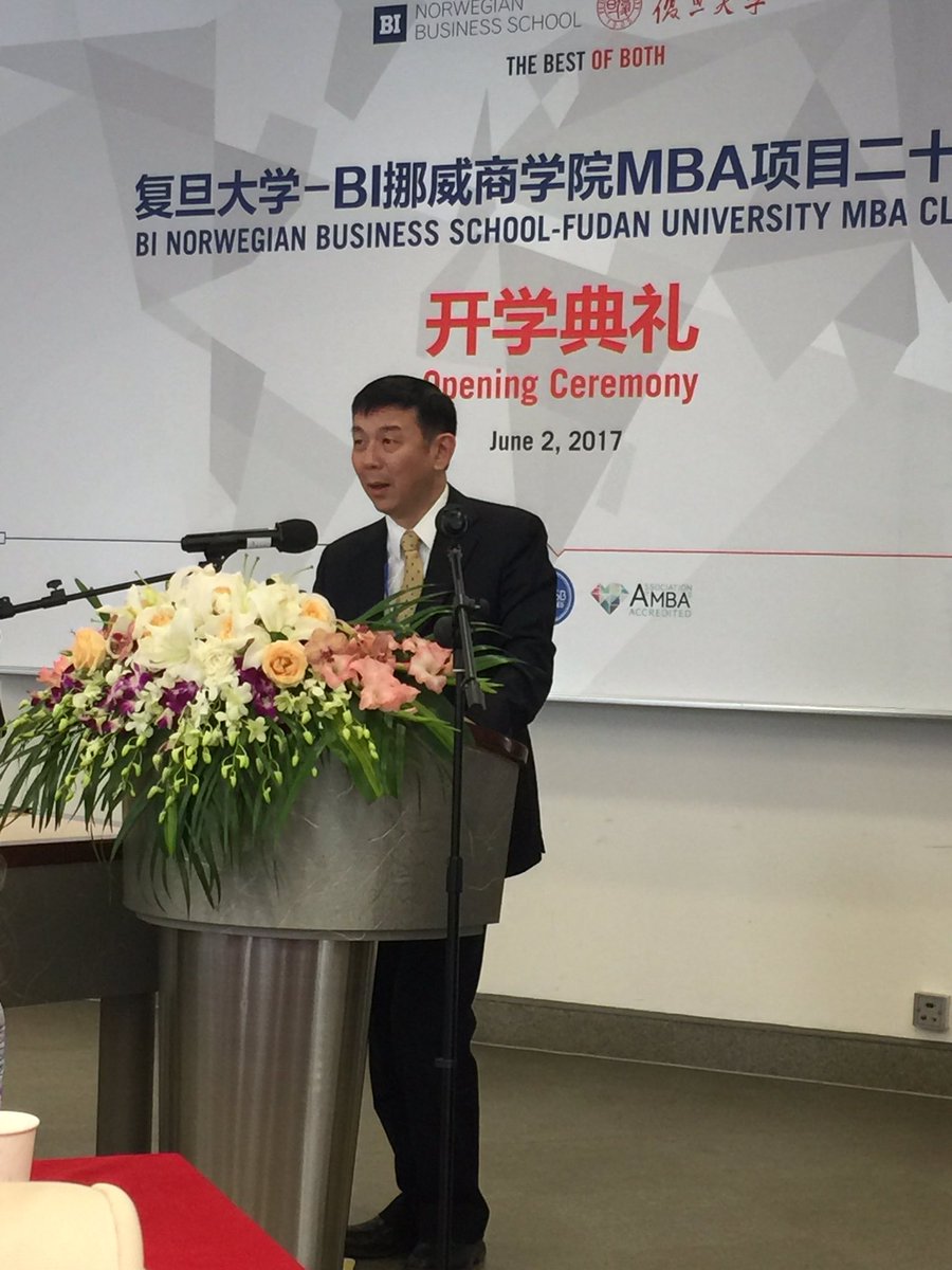 Opening ceremony of BI-Fudan MBA Programme, class 28! Welcome to the family! #bestofboth #BIFudanMBA <a href="/HandelshoyskBI/">Handelshøyskolen BI</a> @BI_BizSchool