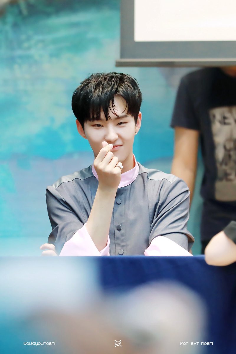 kwonxhoshi's tweet photo. @mr10nct woh why are you so cute. /mess ur hair/ hello, fans. https://t.co/rjAza1kTy9