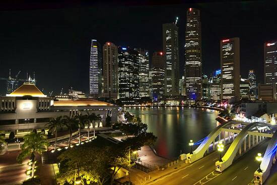 Tips menciptakan kesan kedalaman dalam foto jepretan kamu goo.gl/Rpj0bg

#salatigabrotherhood 
#LENSAupdate