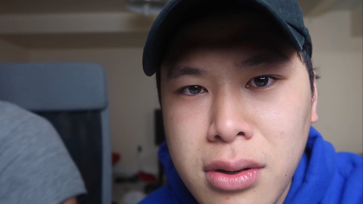 RyanSwaze's tweet photo. MEME THIS PHOTO!!! #PARODYMEME 😂😂😭😭😭 https://t.co/xNM5Pcao3L