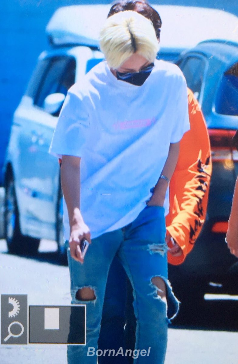 bornangel1004's tweet photo. 170602 뮤직뱅크 재출근 
#정한 #JEONGHAN #세븐틴 #SEVENTEEN #Al1 #울고_싶지_않아 @pledis_17 https://t.co/5w1BG03HIV