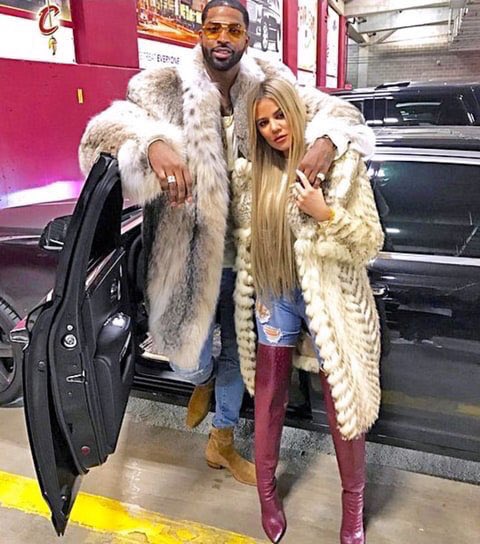 NBA_Skits's tweet image. 0 points. 4 rebounds. 1 pregnant Kardashian. SMH