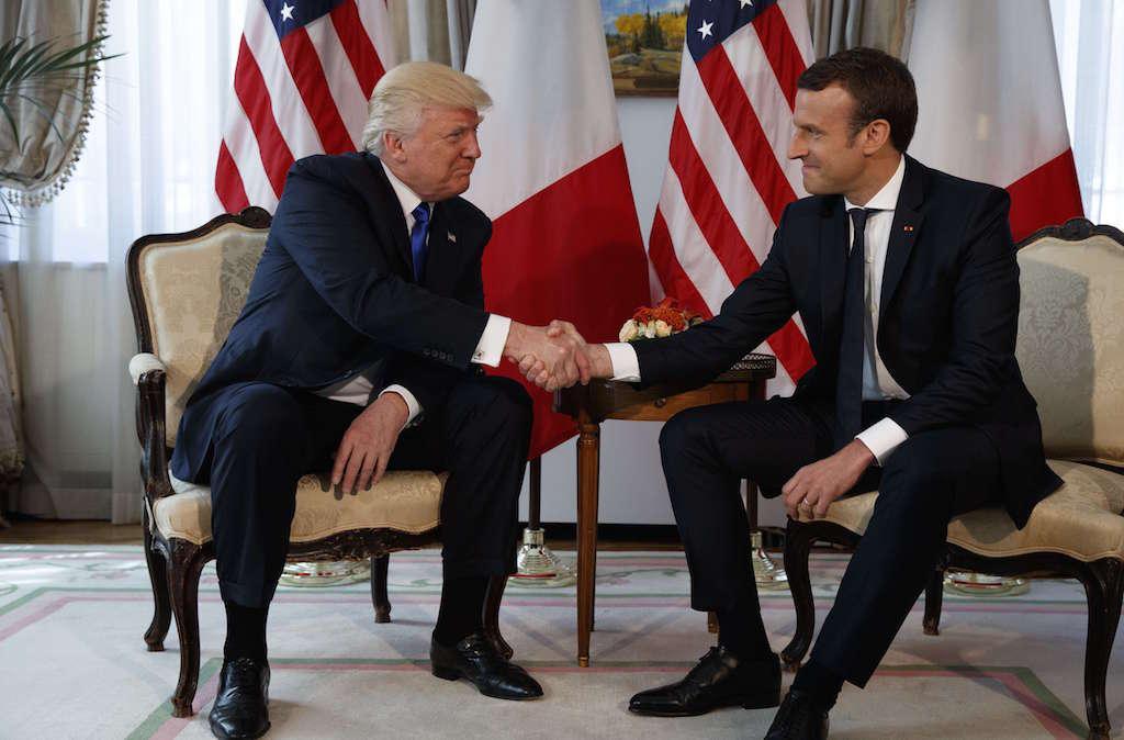 MarianneleMag's tweet photo. Climat : la poigne de Macron n'a pas empêché Trump de sortir de l'accord de Paris https://t.co/YL2gbusK8e https://t.co/18UeIE4njE