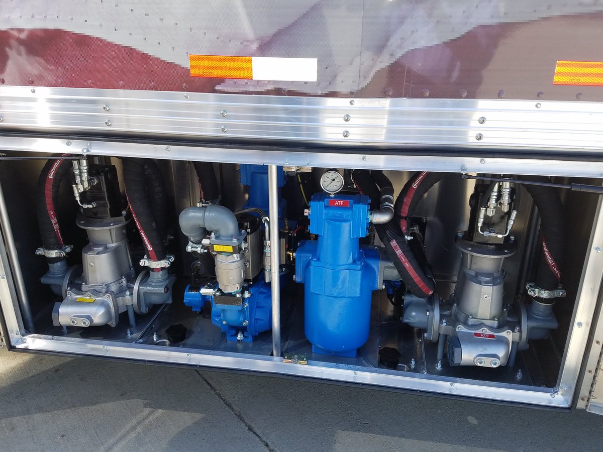 Look at this beautiful Dixon Pump truck installation!