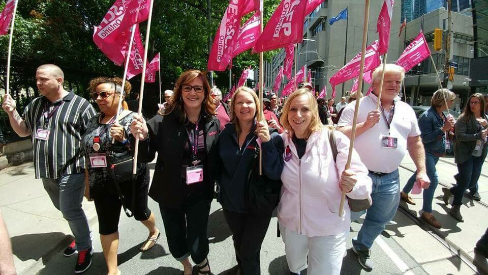 CUPE3396's tweet photo. #local3396 delegates take to the streets outside the Ministry of Labour with @CUPEOntario #CUPEON2017 https://t.co/MyPrenvbB5
