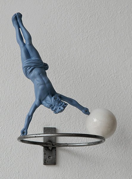 Jan Tregot: #Circus, 2015, #ContemporaryArt #installation #sculpture #kitsch #Jesus #basketball #religious <a href="/Kunstmagazijn/">Kunstmagazijn</a> #Nijmegen