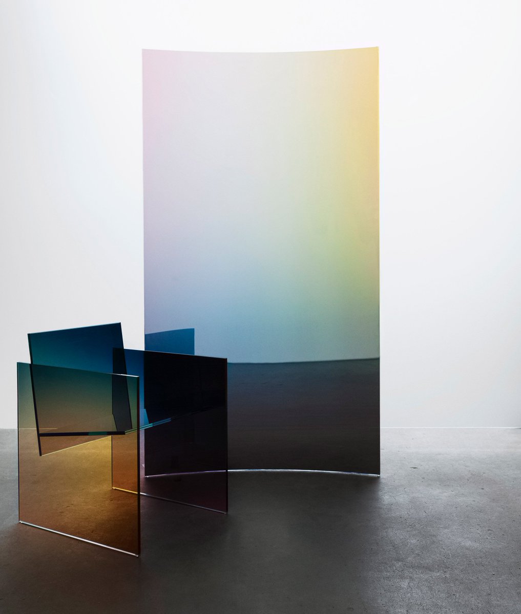 magpieUAE's tweet photo. #Designbite: Glass chair, part of an 'almost invisible' series https://t.co/ri7DTSOgDi https://t.co/XGSc7HCBKi