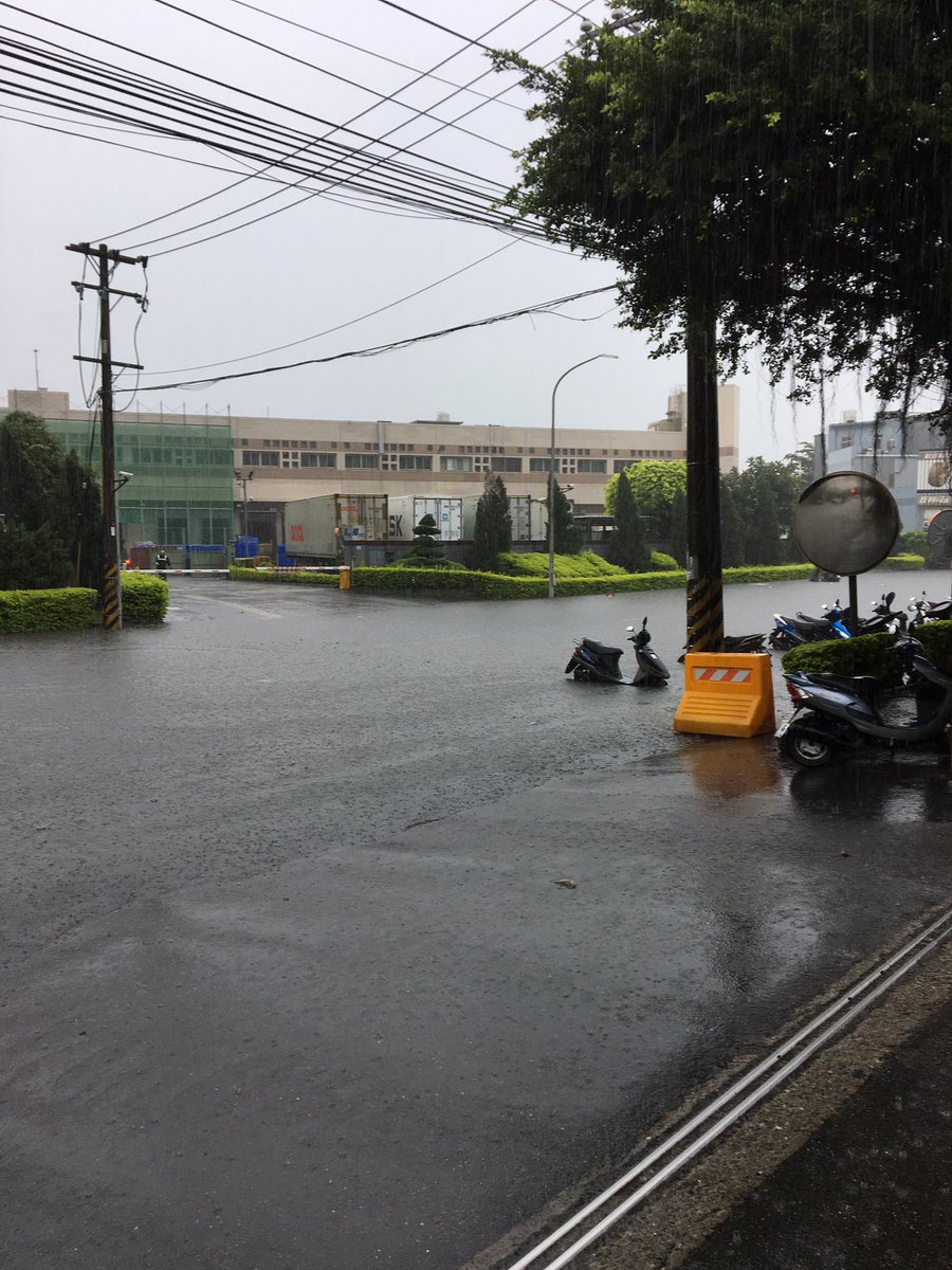 Locobear2's tweet image. 鬼島桃園南崁工業區日常（？