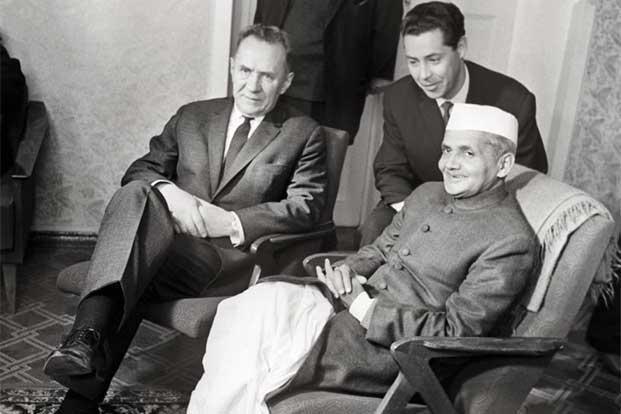 Congress History on X: "Soviet PM Alexei Kosygin and Lal Bahadur Shastri in  Tashkent https://t.co/S4cOqNSgL1" / X