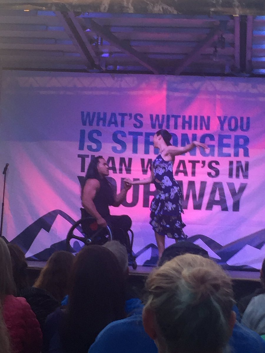 HadeelAyoub's tweet photo. Wheelchair dancing @NoBarriersUSA opening ceremony #DanceForInclusion #Infiniteflowdance #dancingisforeveryone #summitwithus https://t.co/JyvNNdh8kH