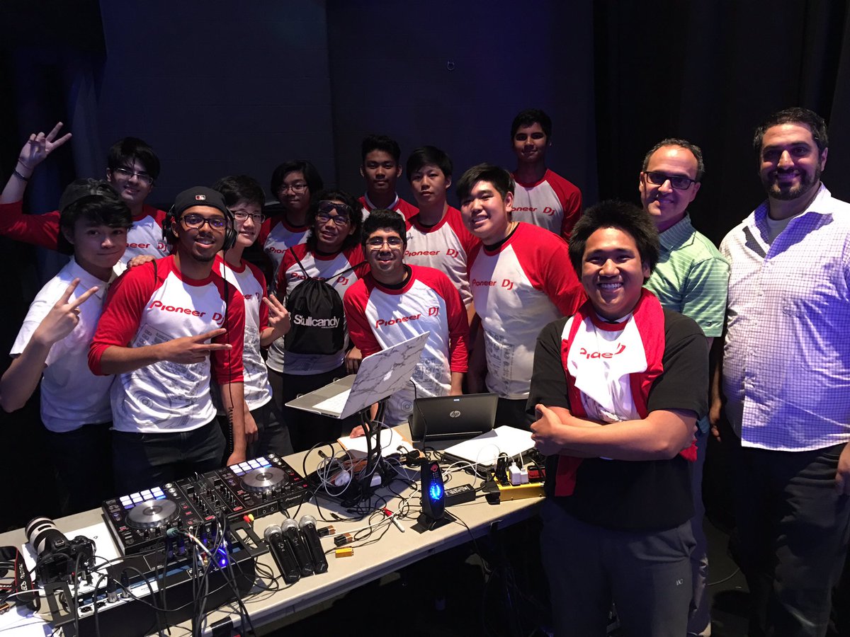 MikeCLeadership's tweet photo. Congratulations to SHSM DJ  crew from @BrebeufCollege @TCDSB for winning 3rd place #SoYouThinkYouCanDJ event. Thank you for hosting #6Finale https://t.co/2TetHrkzXw
