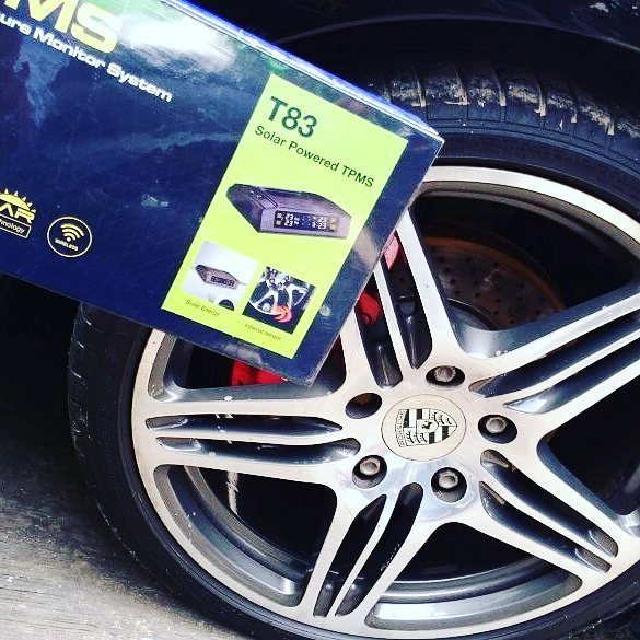 Runwheelindo's tweet photo. TPMS bisa dipasang pada semua jenis mobil mulai entry-class hingga high-class atau mewah seperti Ferrari, Porche, … https://t.co/G3gZcdyTX1 https://t.co/cCX8aAxiY0