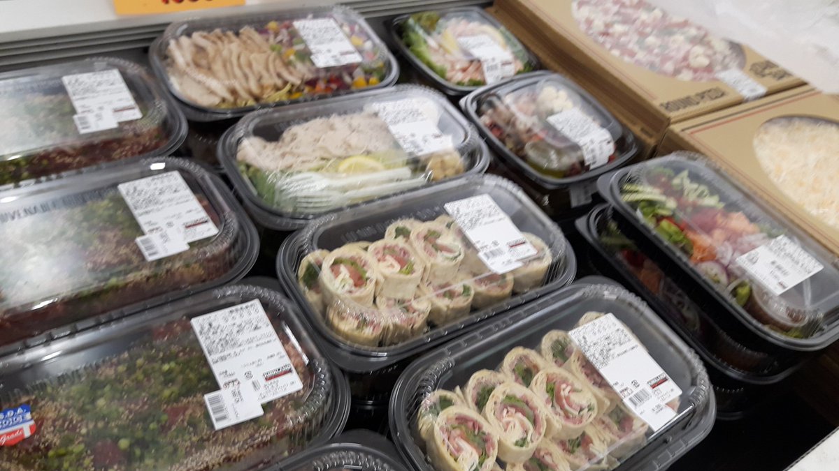 パワーズ多治見駅前店 No Twitter こんばんは 本日は皆様どのようにお過ごしでしょうか 当店では只今 明日のコストコフェアの準備に追われています 笑 そんな状況をチラ見せ 皆様 ご近所様お誘いの上ご来店くださいませ 今回はいつもよりも種類豊富に