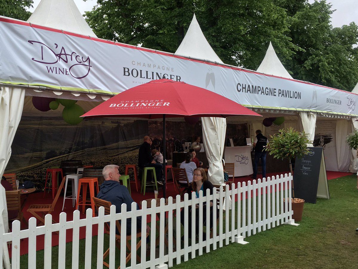 DArcyWineChelt's tweet photo. RT competition : WIN Two Tickets &amp; a bottle of Fizz to this years @CheltFoodFest Food &amp; Drink Festival : June 9th to 11th. Retweet and Like. https://t.co/CF9gNkzzkw