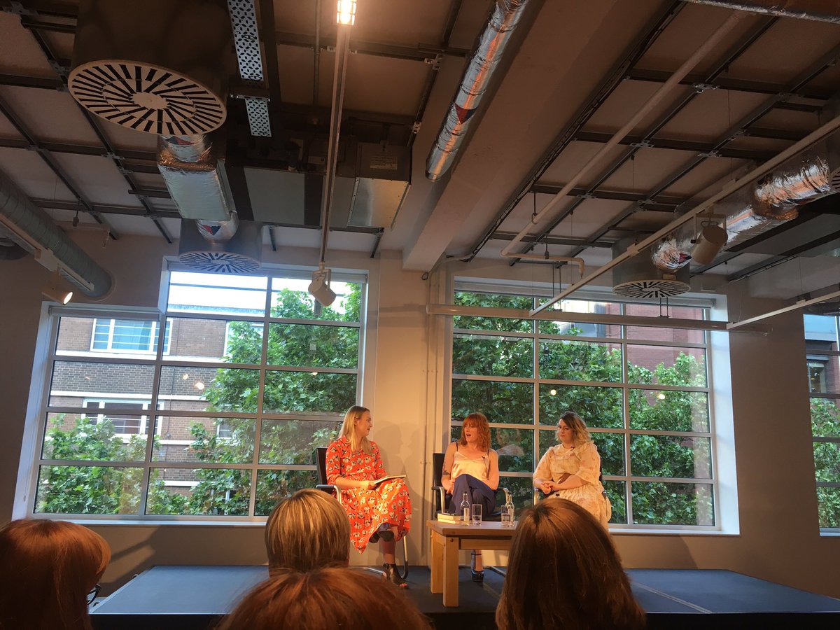 thischangedme's tweet image. Still thinking about the #power of sharing #honest stories esp after hearing @rhyannonstyles @superlativelyLJ @Foyles last night ✊🏻