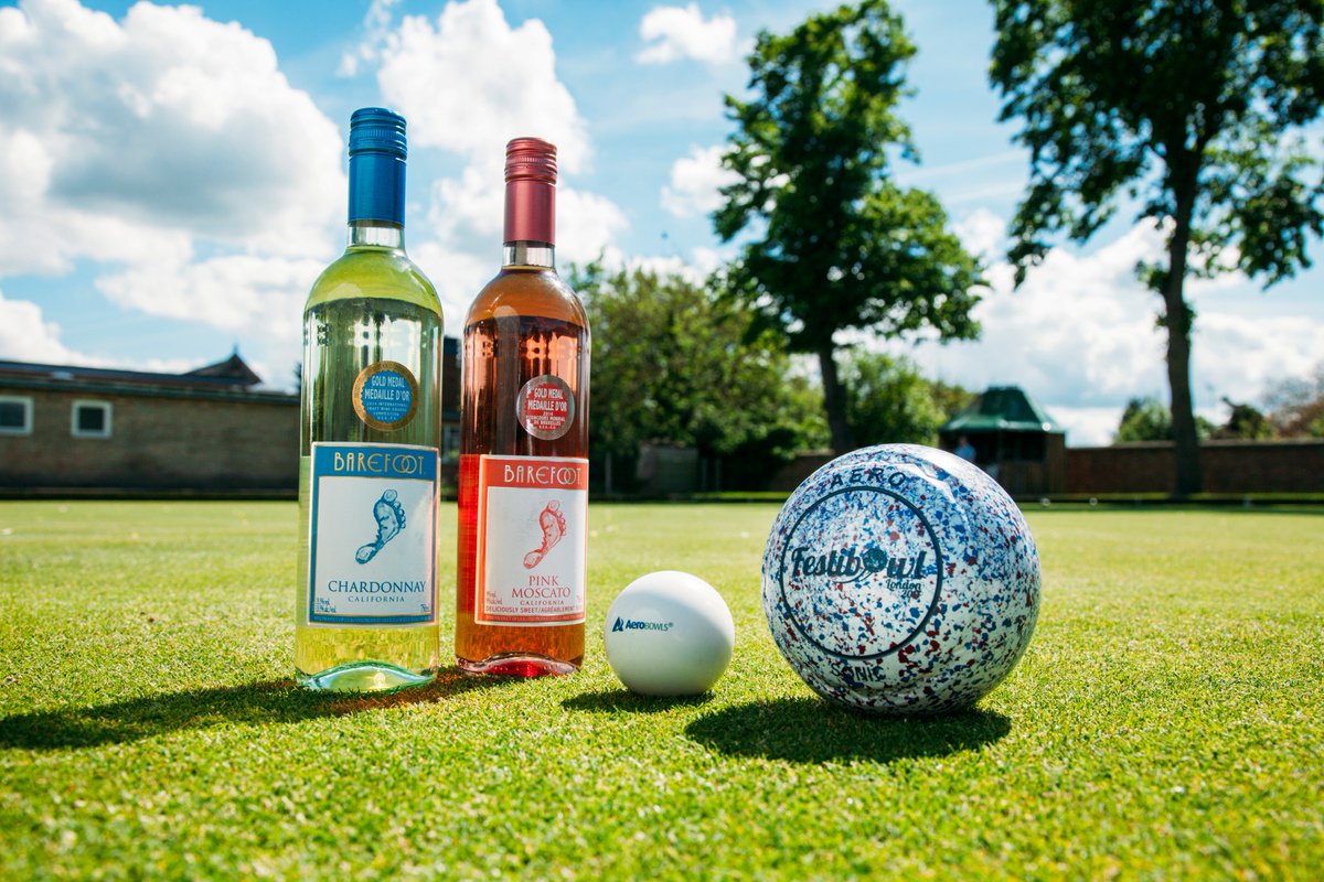 4 weeks to go &amp; tickets are still available. We're BOWLed enough to be a part of it but will you? <a href="/FestibowlLDN/">Festibowl</a> #Keeponthegrass #GetBarefoot