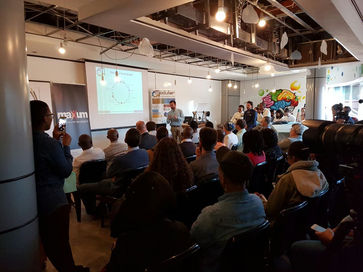 EmpireState tweet media