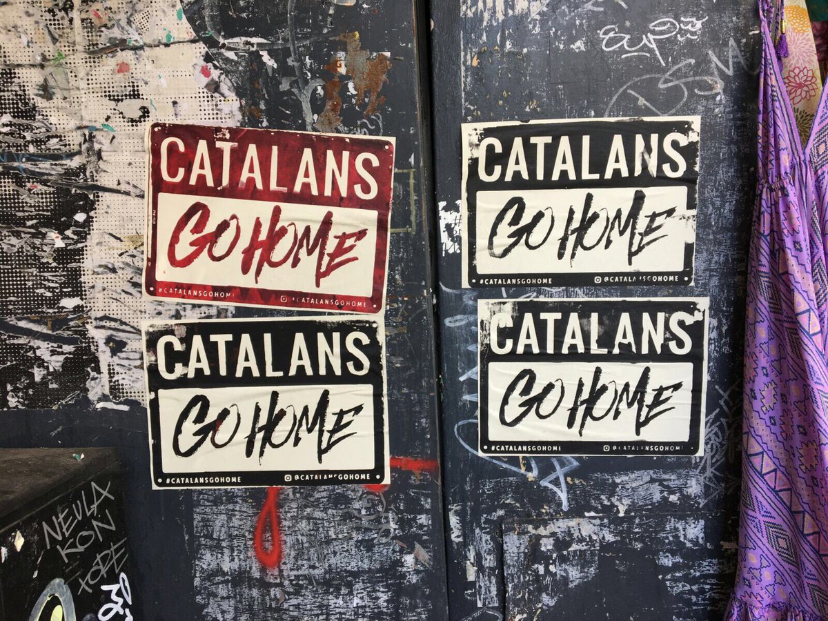 CatalansGoHome's tweet photo. Así ha amanecido hoy el barrio de Gracia. @beteve @diariARA @8aldia #catalansgohome #crisishabitacional https://t.co/fdkaNIU3EY