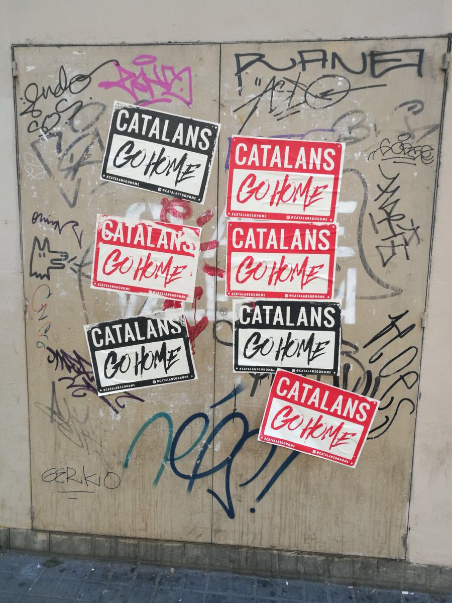 CatalansGoHome's tweet photo. Así ha amanecido hoy el barrio de Gracia. @beteve @diariARA @8aldia #catalansgohome #crisishabitacional https://t.co/fdkaNIU3EY