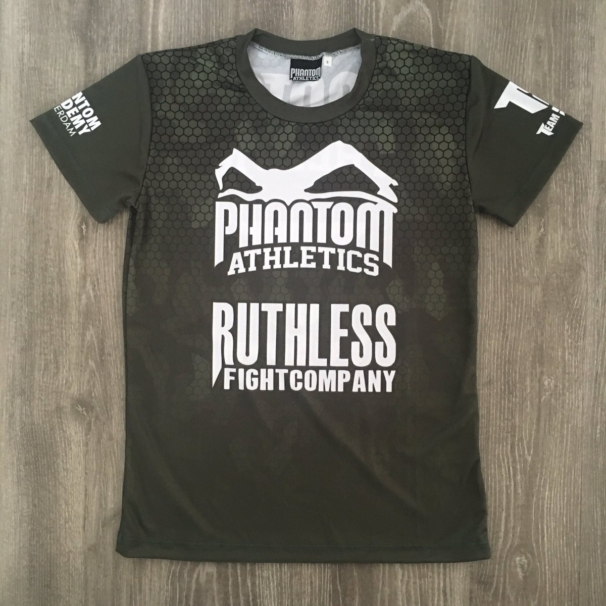 Ready for tomorrow. @andysouwer007 Seminar at #RuthlessFC.