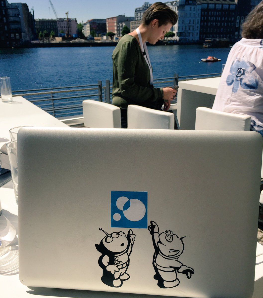 loensen's tweet photo. Oooh Plunet #plusum17 #Aliens @Plunet_News @_tsd_ https://t.co/yXC5RKNVtJ