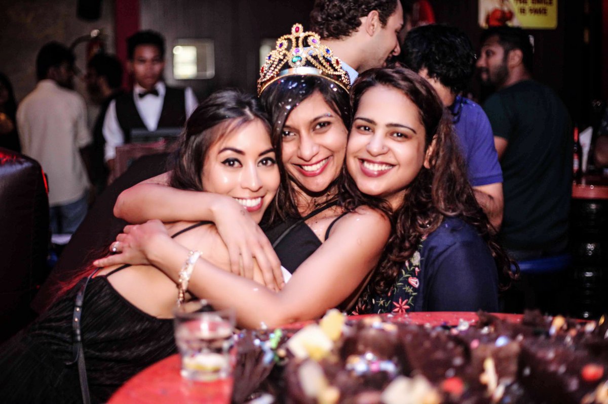MissMalini tweet media
