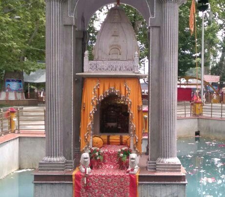 Warm greetings to the people of the State on the Mela Kheer Bhawani, being celebrated at Tulmulla in Ganderbal district.
#MelaKheerBhawani