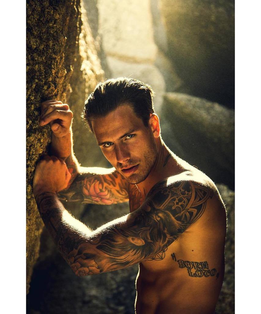 dseenya's tweet image. @sengersgr - @waymodel @fusionmodels_ct
#fusionmodels #waymodel #male #model #malemodel #built #ripped #muscles #b… ift.tt/2rrc0Od