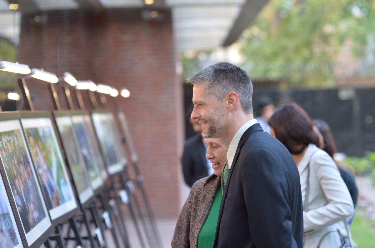pkBritish's tweet photo. Last evening, the #Lhrlibrary hosted the opening of the #UKPak70 photo exhibition in #Lahore 1/2 https://t.co/Vom47AgXcX